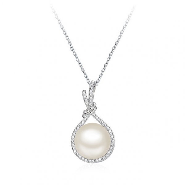 Elegant Natural Shell Pearls White Pearl Pendant Necklace